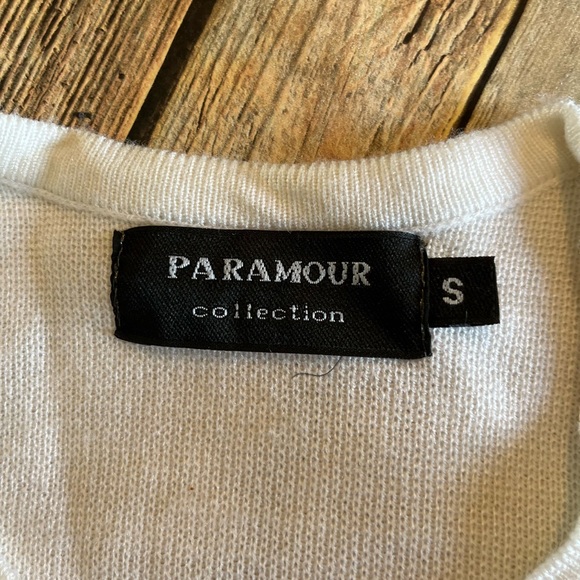 Vintage Paramour Collection Ivory Embellished Cardigan Size Small - Picture 11 of 11